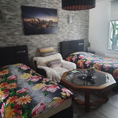 Joys Ferienwohnung Oberhausen  Exteriér fotografie